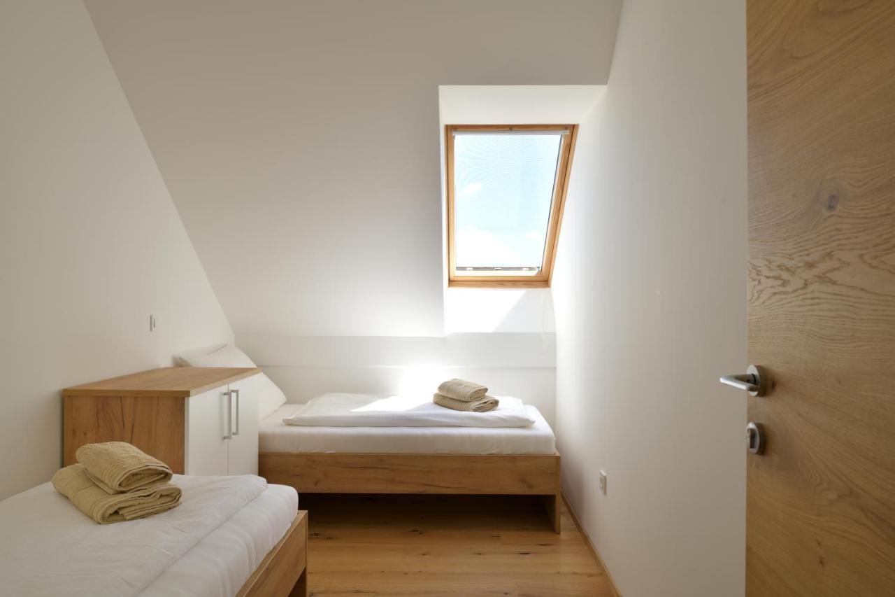 Farm Stay Jarc Vineyard Svecina Exteriör bild
