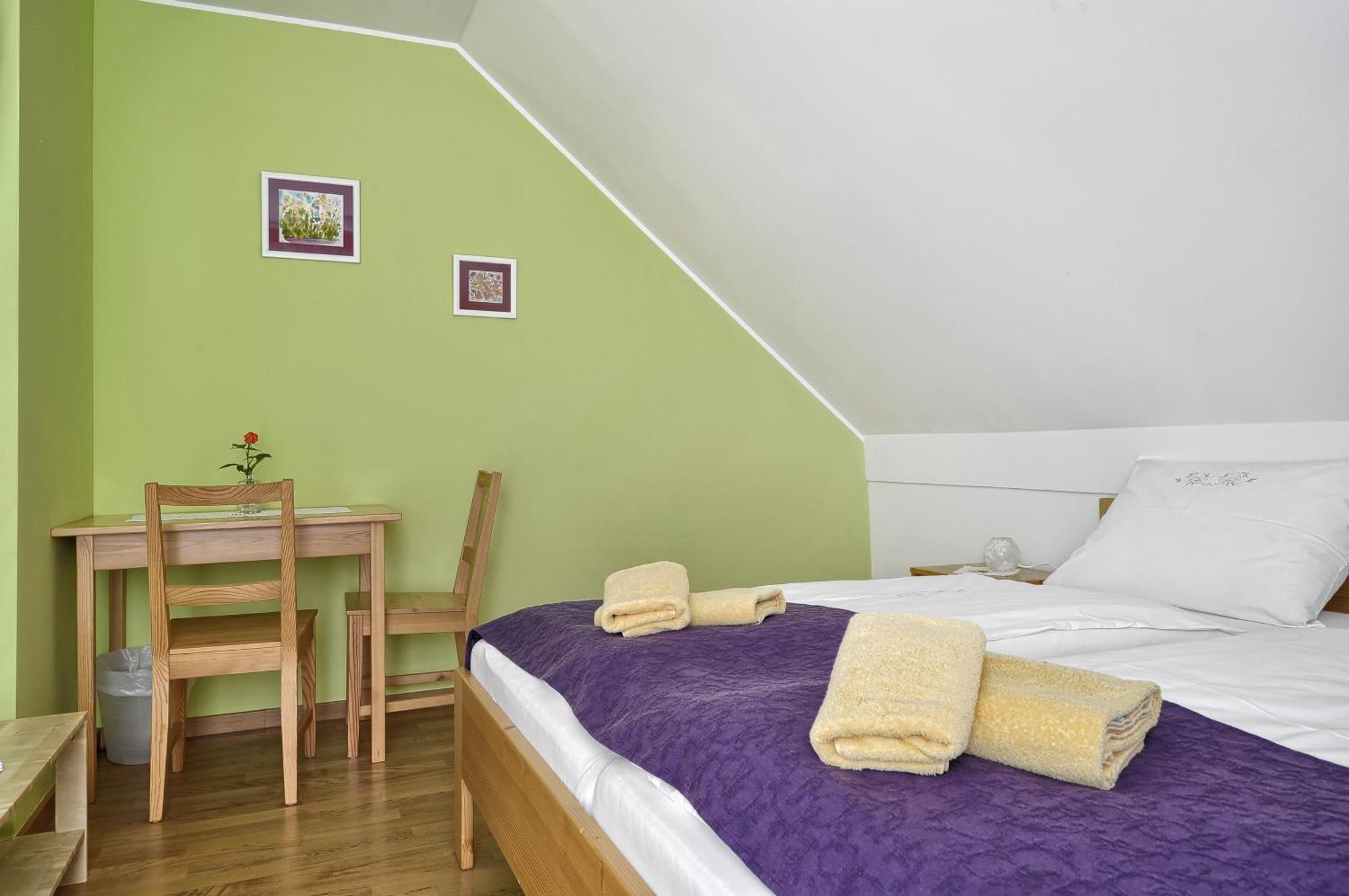 Farm Stay Jarc Vineyard Svecina Rum bild